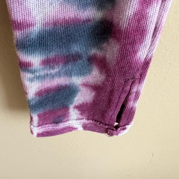 FREE PEOPLE women’s psychedelic turtleneck pullover size medium very soft! - Picture 9 of 10